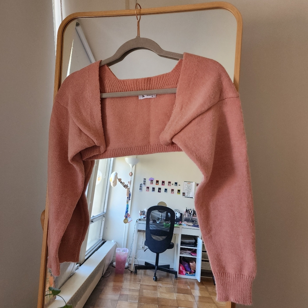K-Style Baby Pink Bolero Knit Top